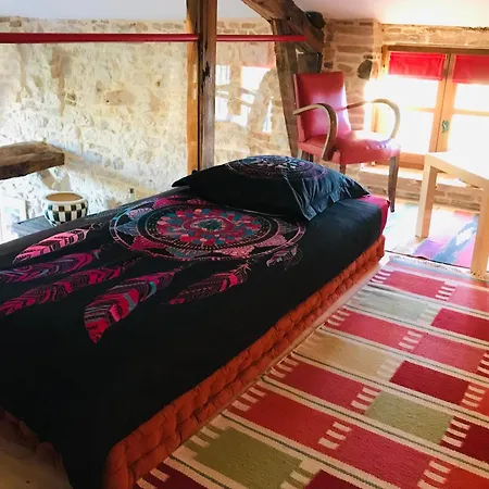 Ranch Du Roc בית הארחה
