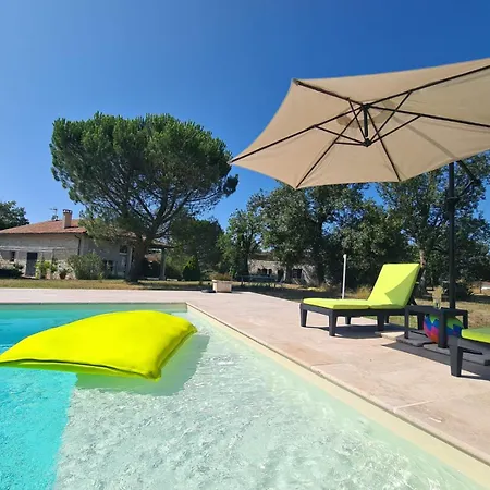 בית הארחה Ranch Du Roc Monteils (Tarn-et-Garonne)